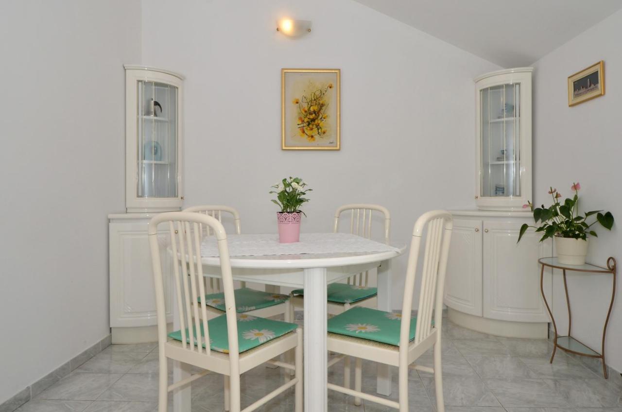 Apartmani Basic 1 Split Dış mekan fotoğraf