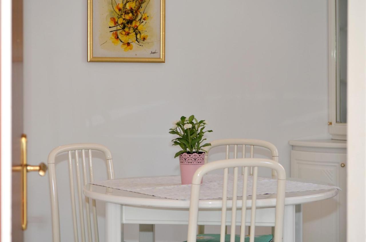 Apartmani Basic 1 Split Dış mekan fotoğraf